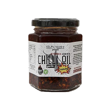 SUN WAH Chilli Oil With Garlic 170g