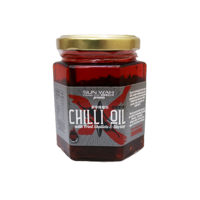 SUN WAH Chilli Oil With Fried Shallot & Shrimp 180g