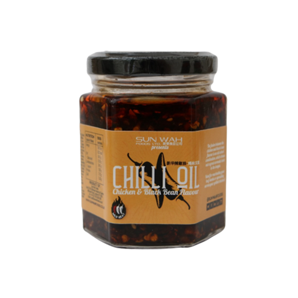 SUN WAH Chicken Black Bean Flavour Chilli Oil 180g